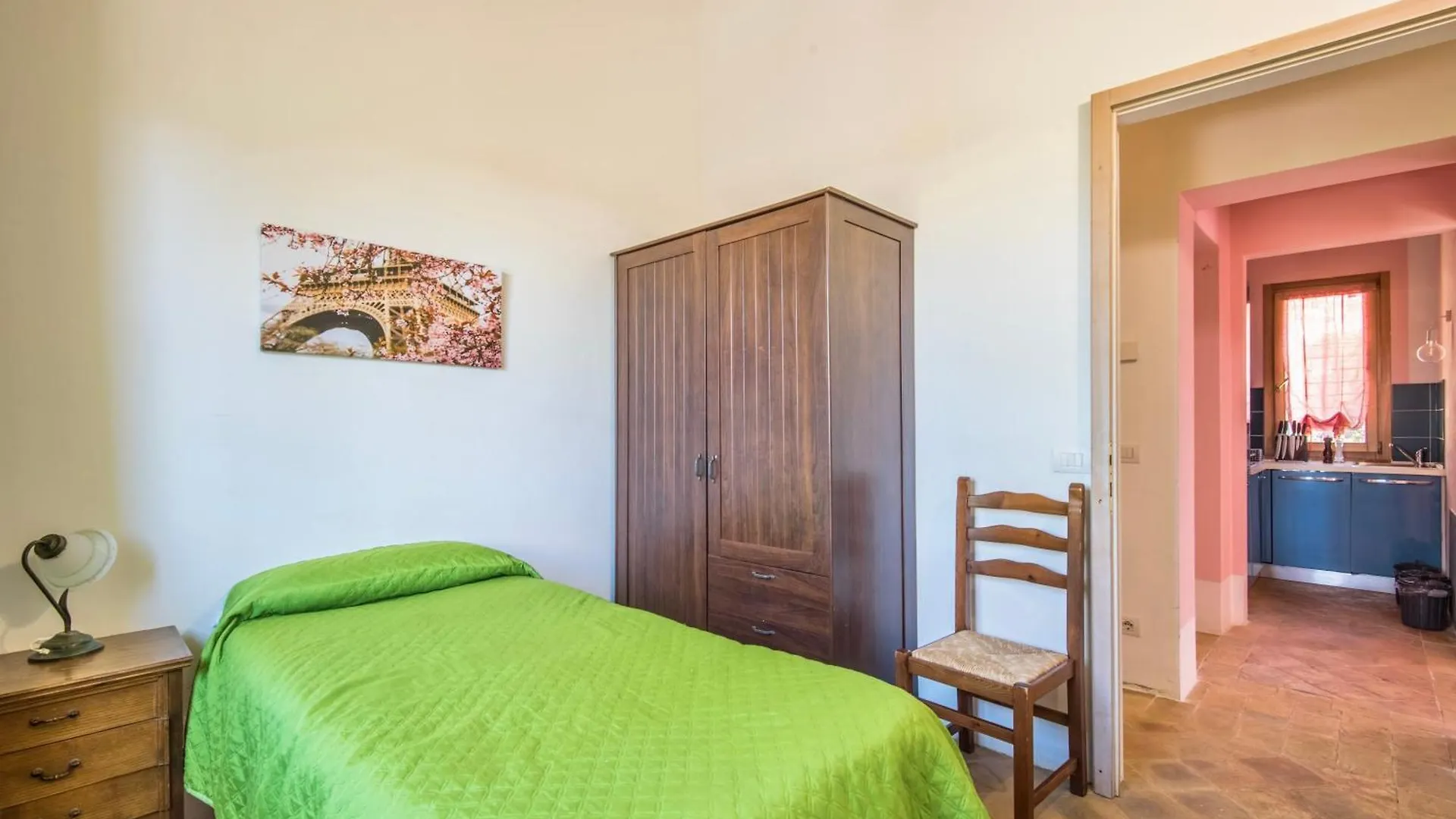 Шале Isa-Chalet With Common Swimming-Pool Surrounded By Tuscan Nature Трекуанда