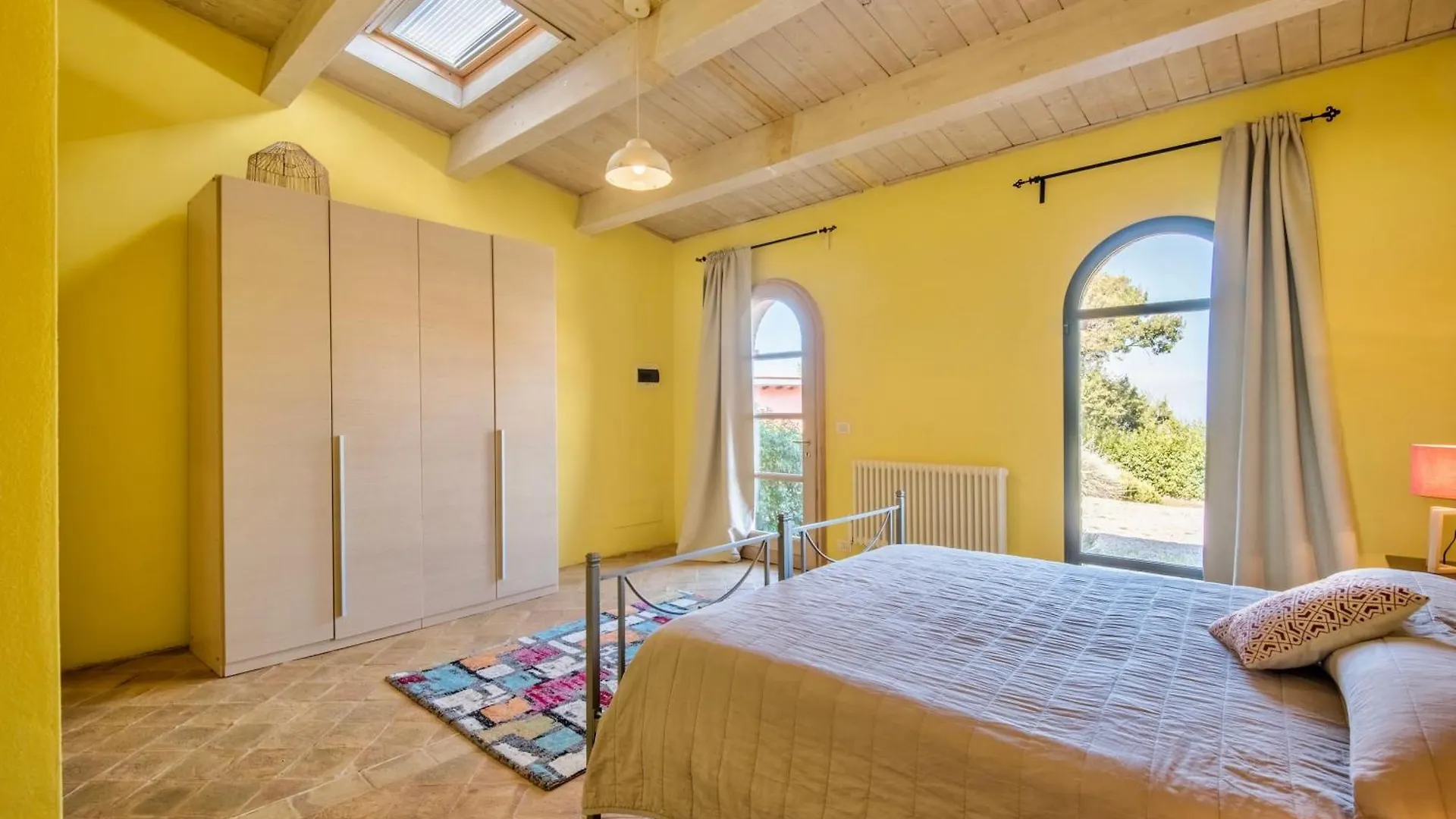 Шале Isa-Chalet With Common Swimming-Pool Surrounded By Tuscan Nature Трекуанда